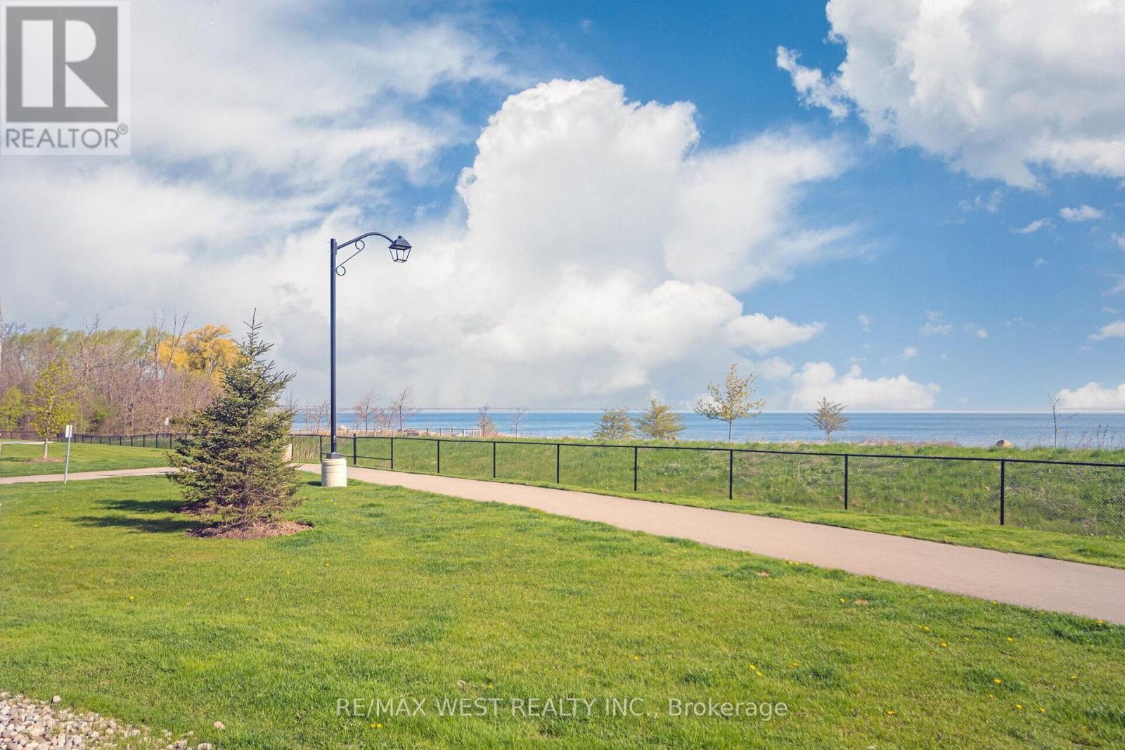 #131 101 SHOREVIEW PLACE - 34