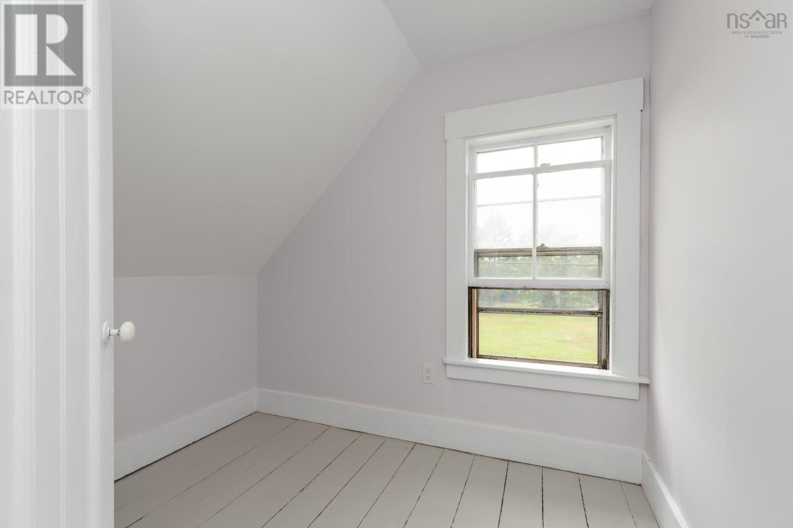 Property 24 of 41 of 233 Pleasant Street