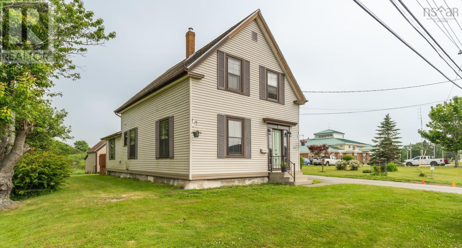 Property photo of 233 Pleasant Street