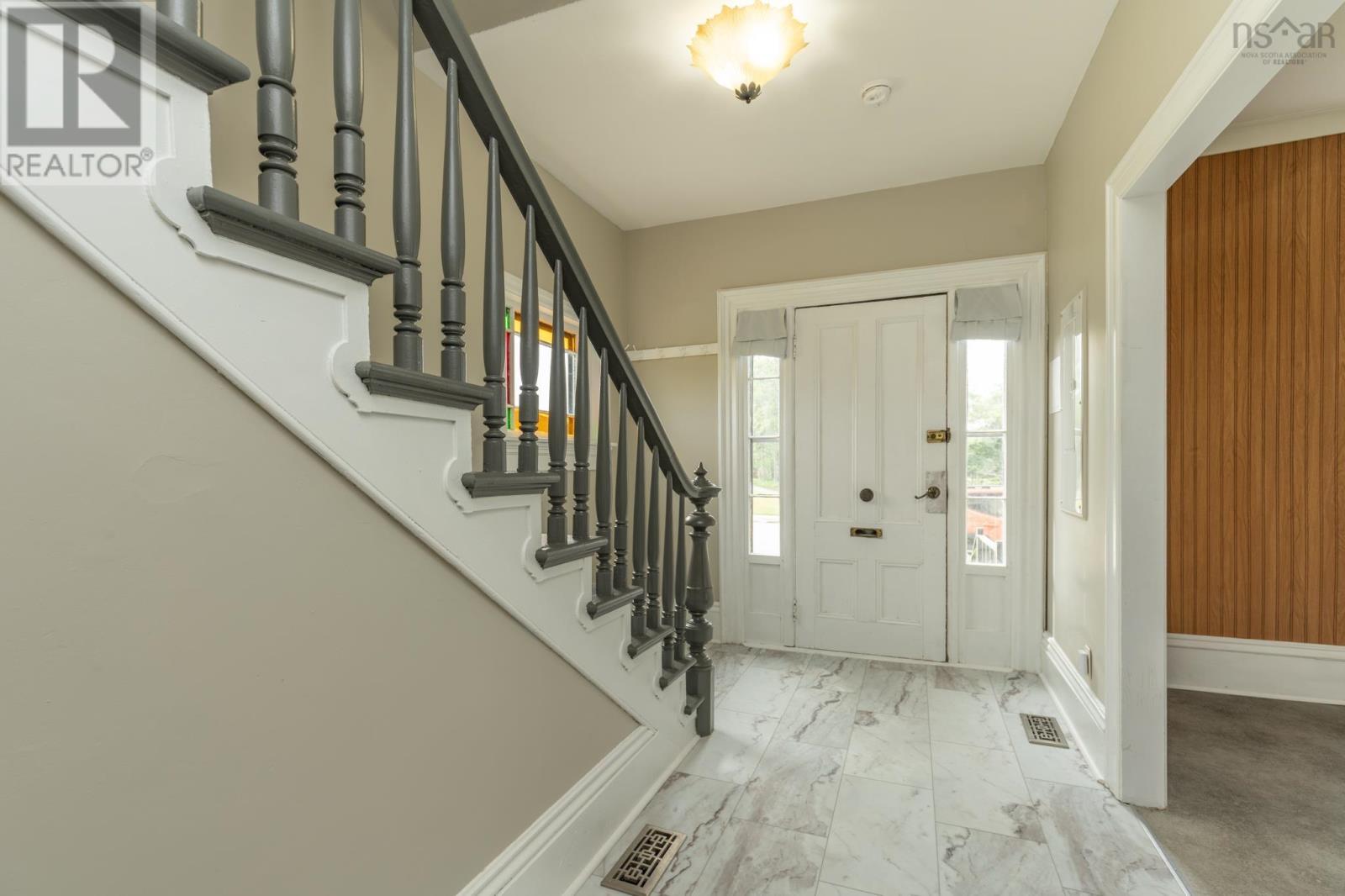 233 Pleasant Street - Image 31