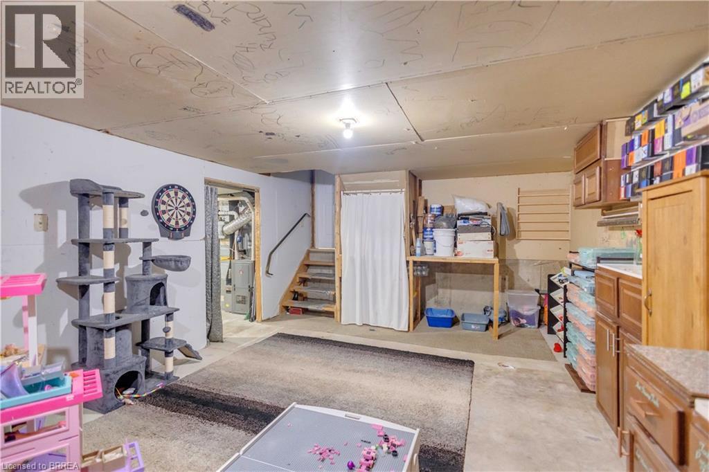 218 MECHANIC Street W - Image 29