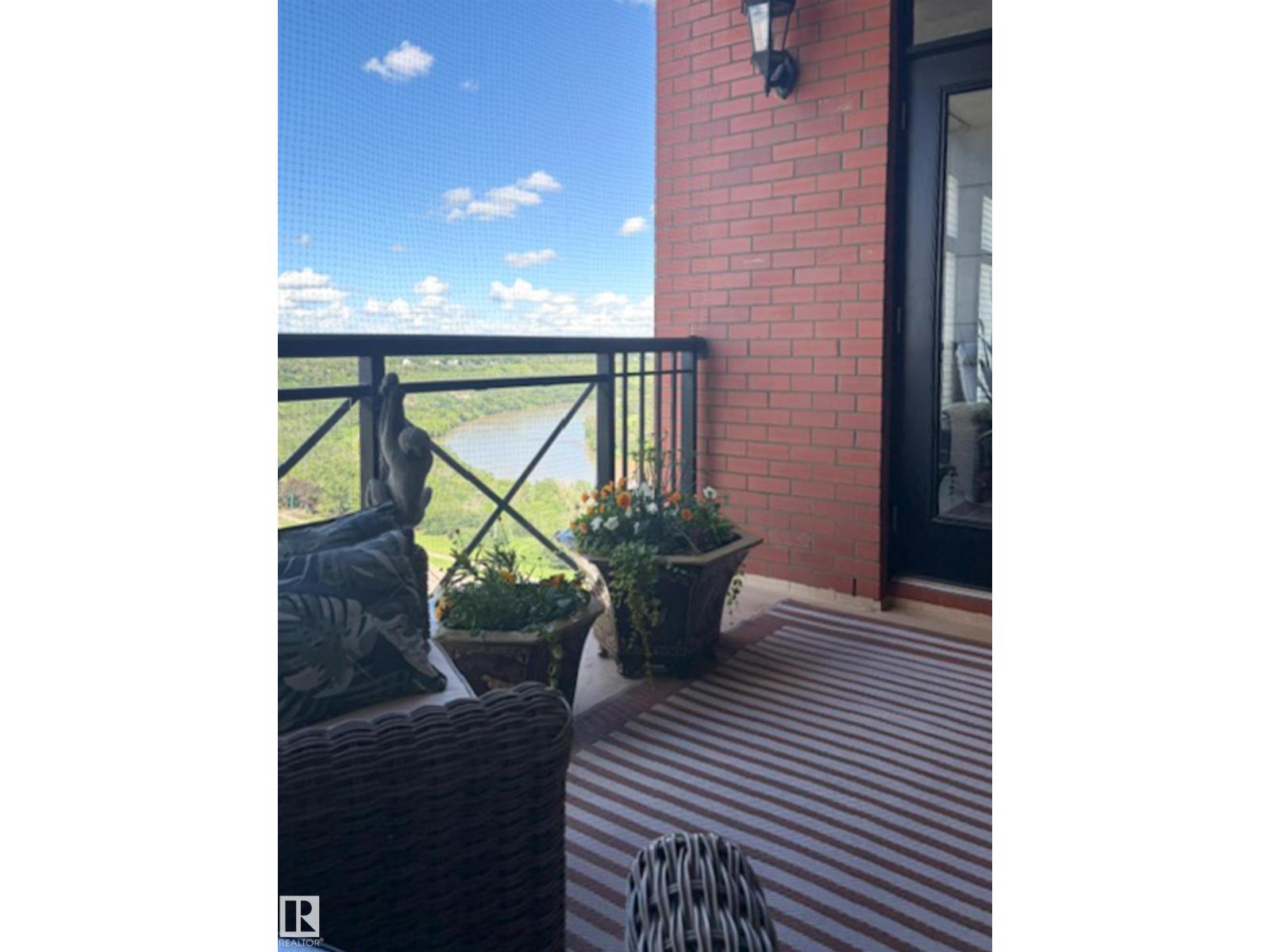 #1003 9020 JASPER AV NW - 35