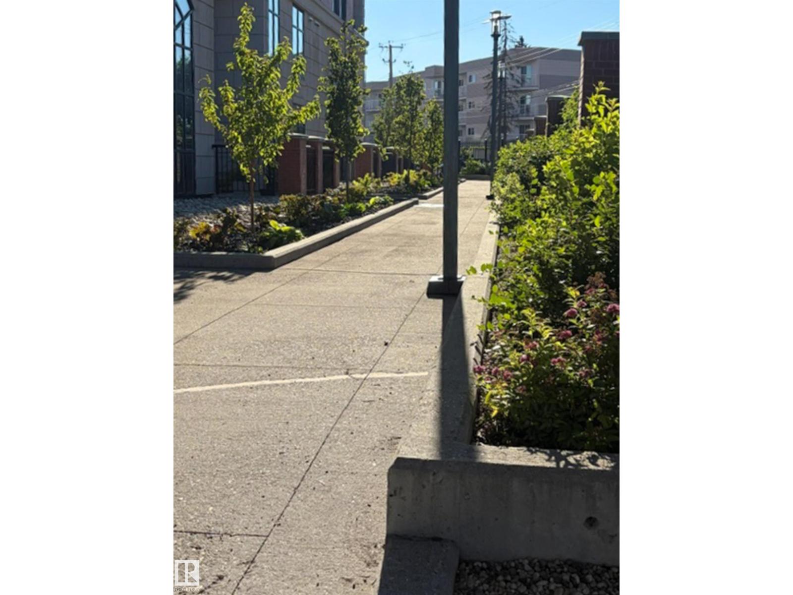 #1003 9020 JASPER AV NW - 42