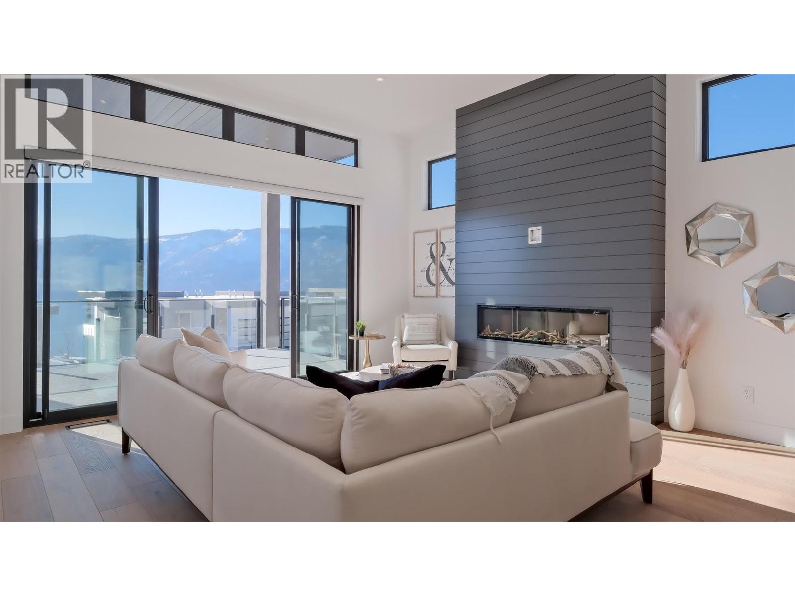 #17 9201 Okanagan Centre Road W - 21