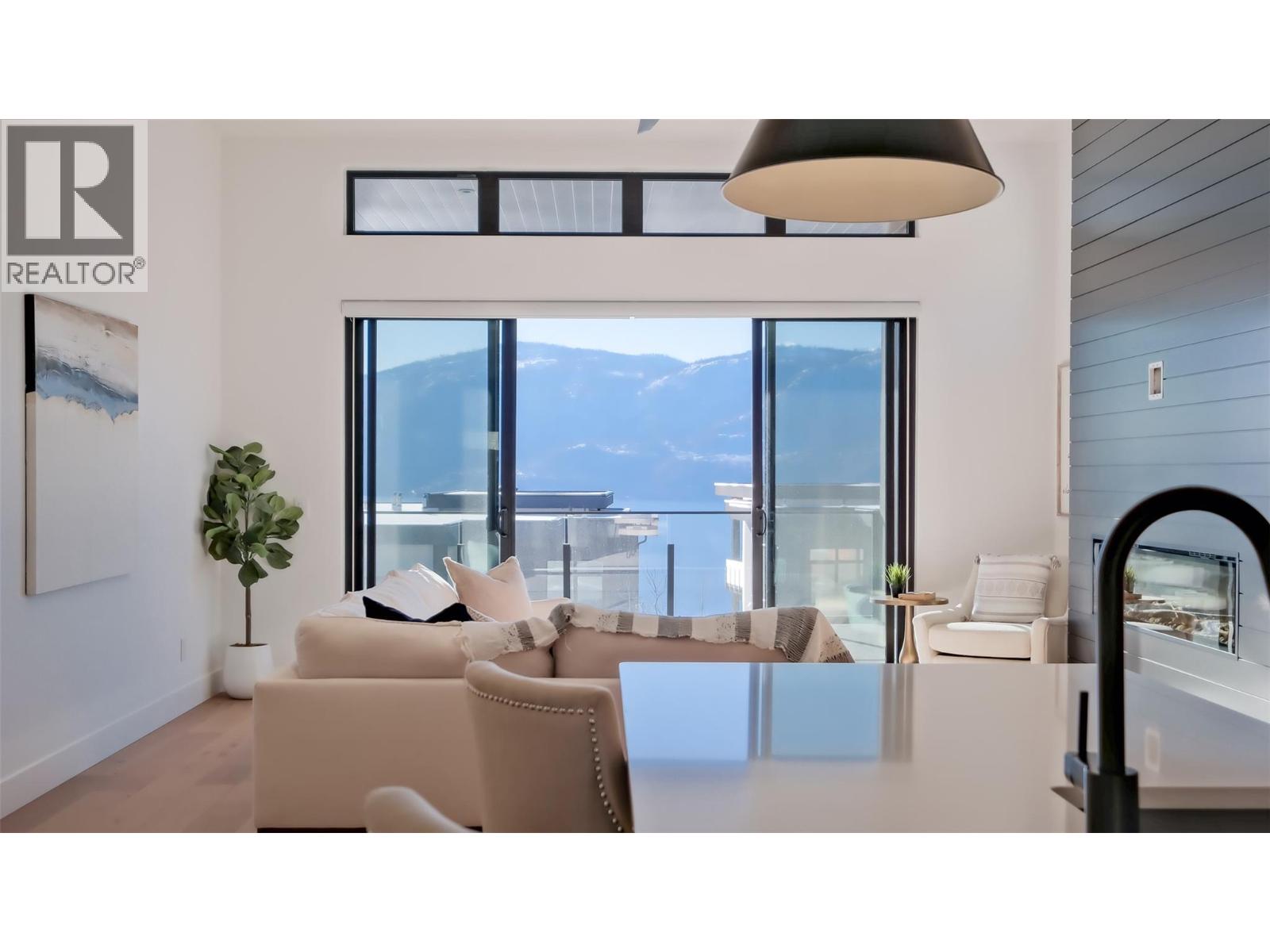 #17 9201 Okanagan Centre Road W - 17