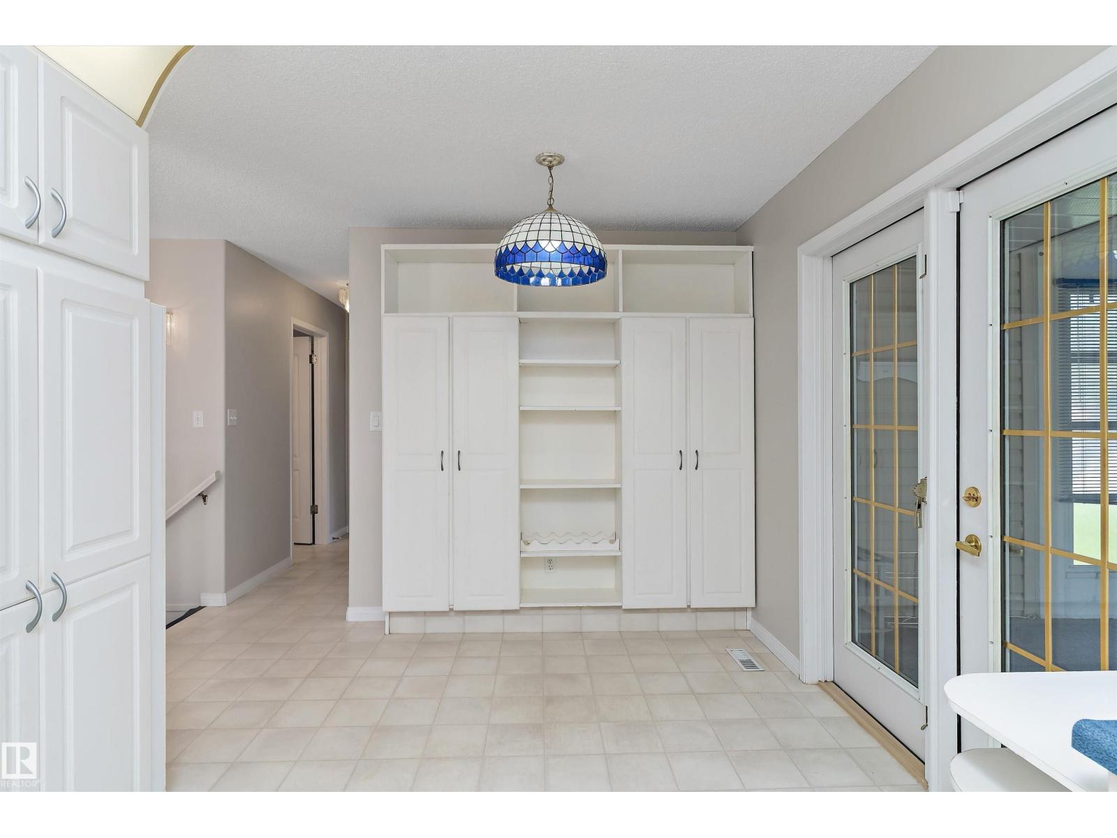 933 YOUVILLE DR W NW - 13