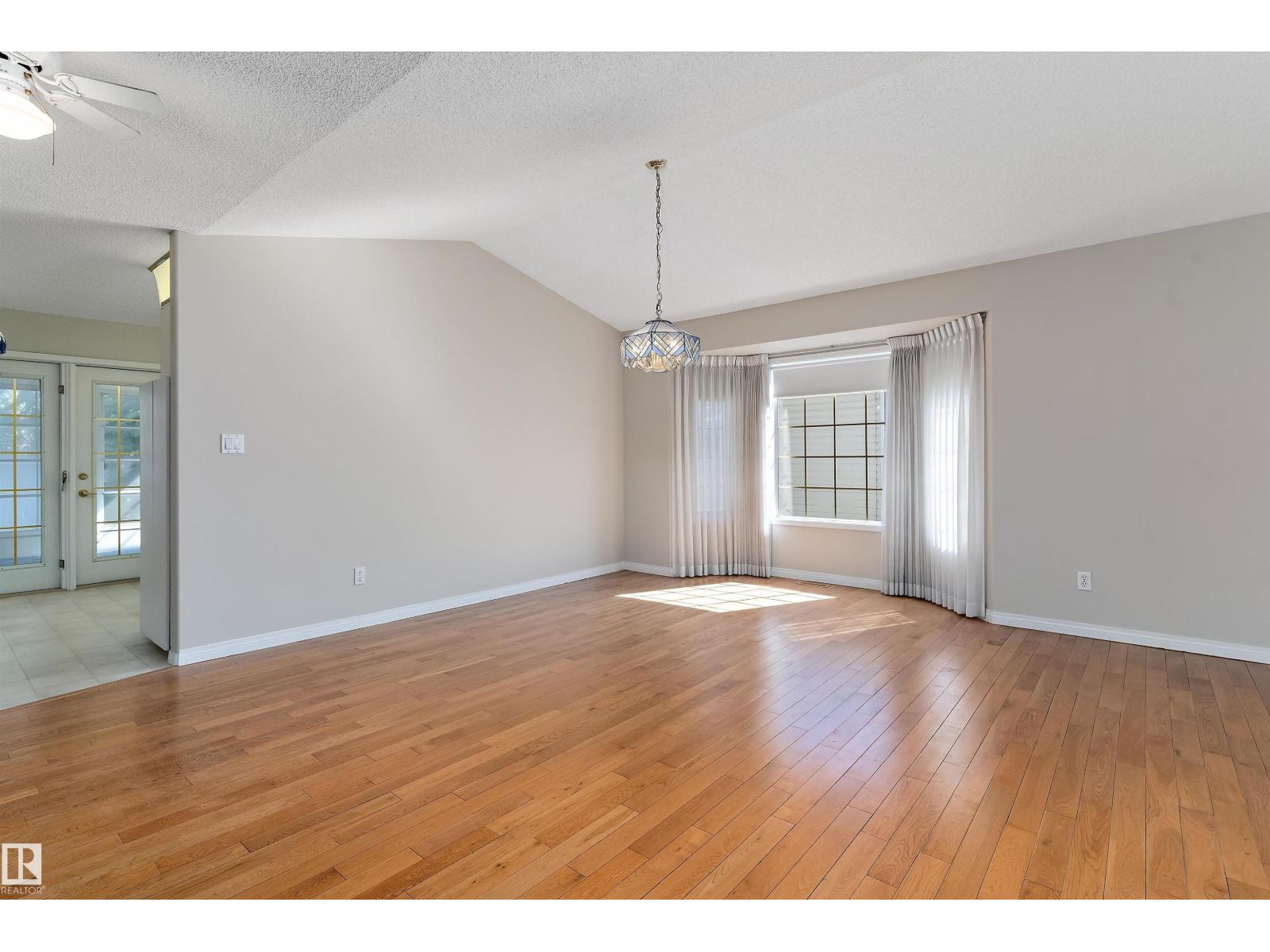 933 YOUVILLE DR W NW - 8