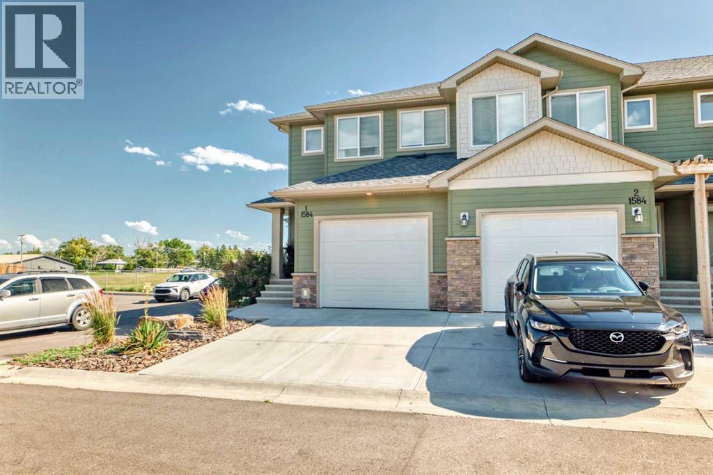 #1 1584 Stafford Drive N - 41