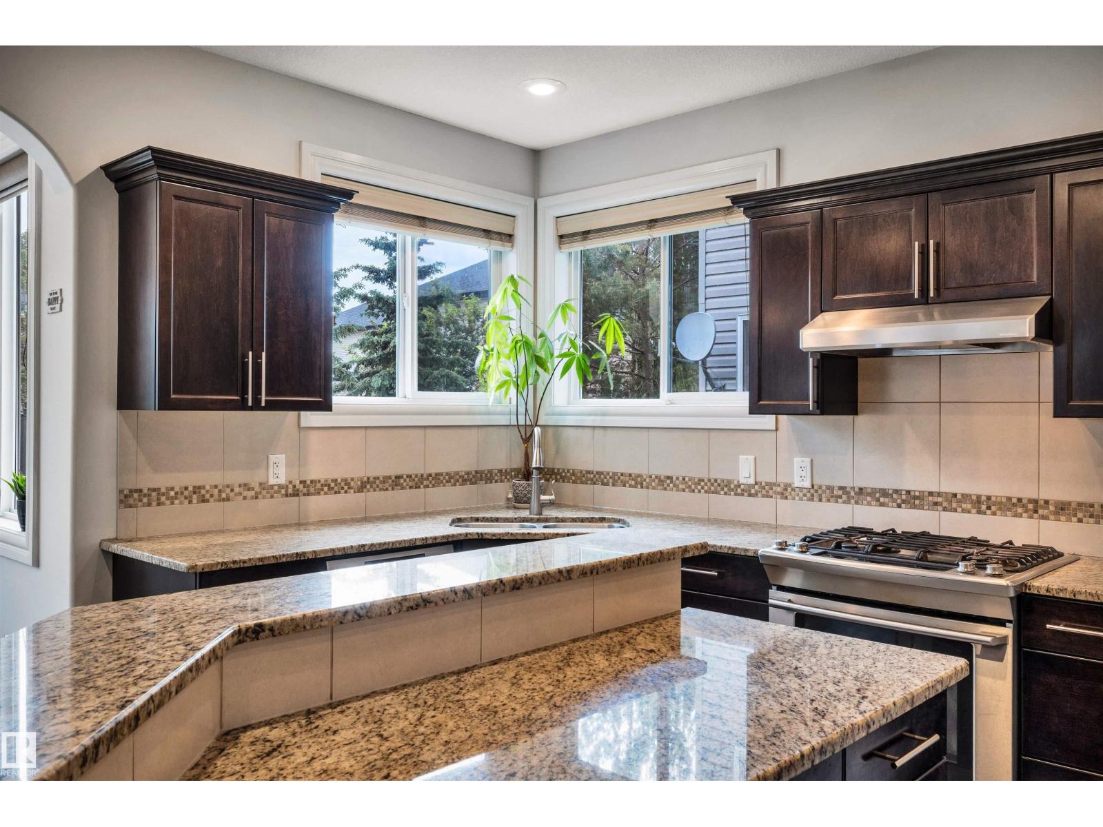 11935 21 AV SW - 16