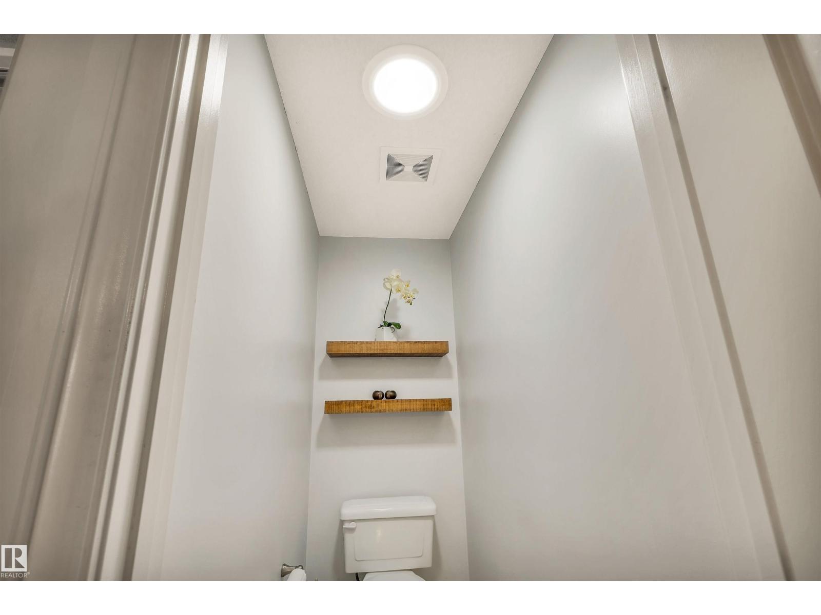 11935 21 AV SW - 39