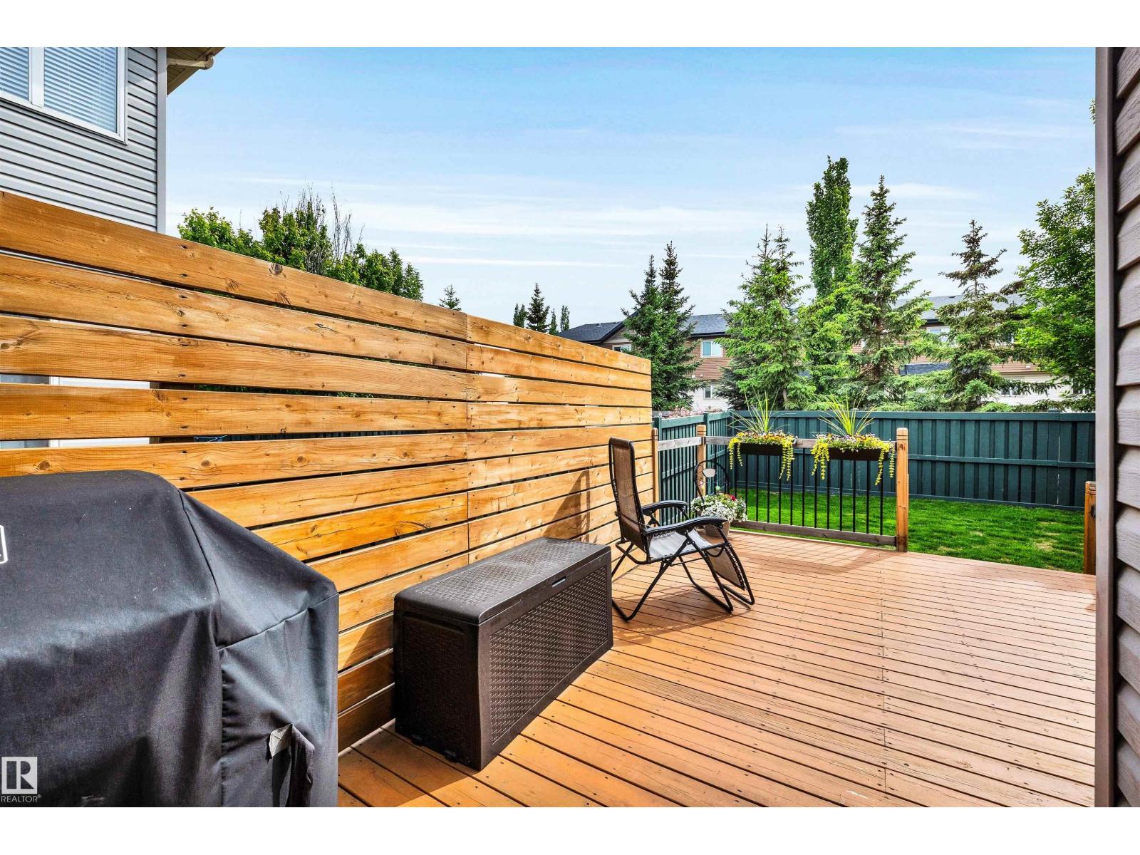 11935 21 AV SW - 52