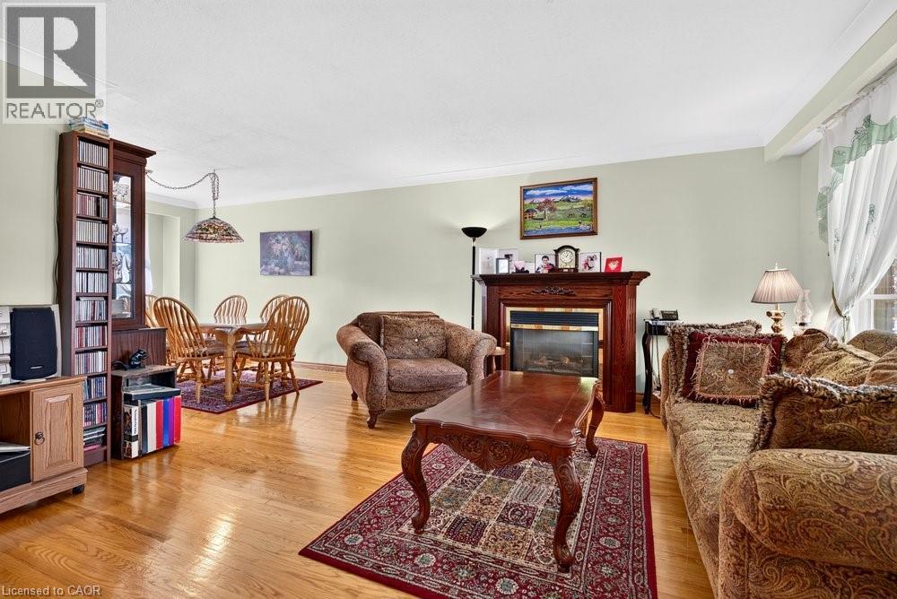 2440 CYPRUS Avenue - 12