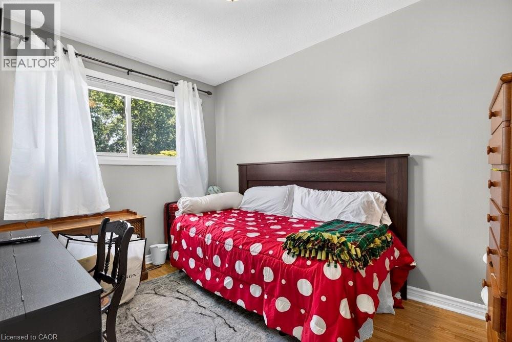 2440 CYPRUS Avenue - 22