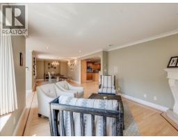 4pc Ensuite bath - 3441 Laburnum Drive, Trail, BC V1R2S9 Photo 8