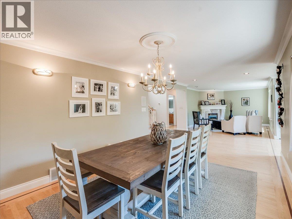3441 LABURNUM Drive - 11