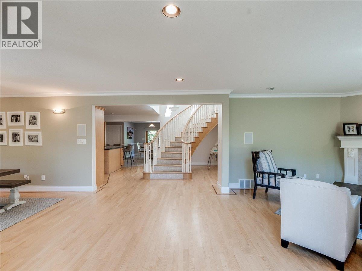 3441 LABURNUM Drive - 9
