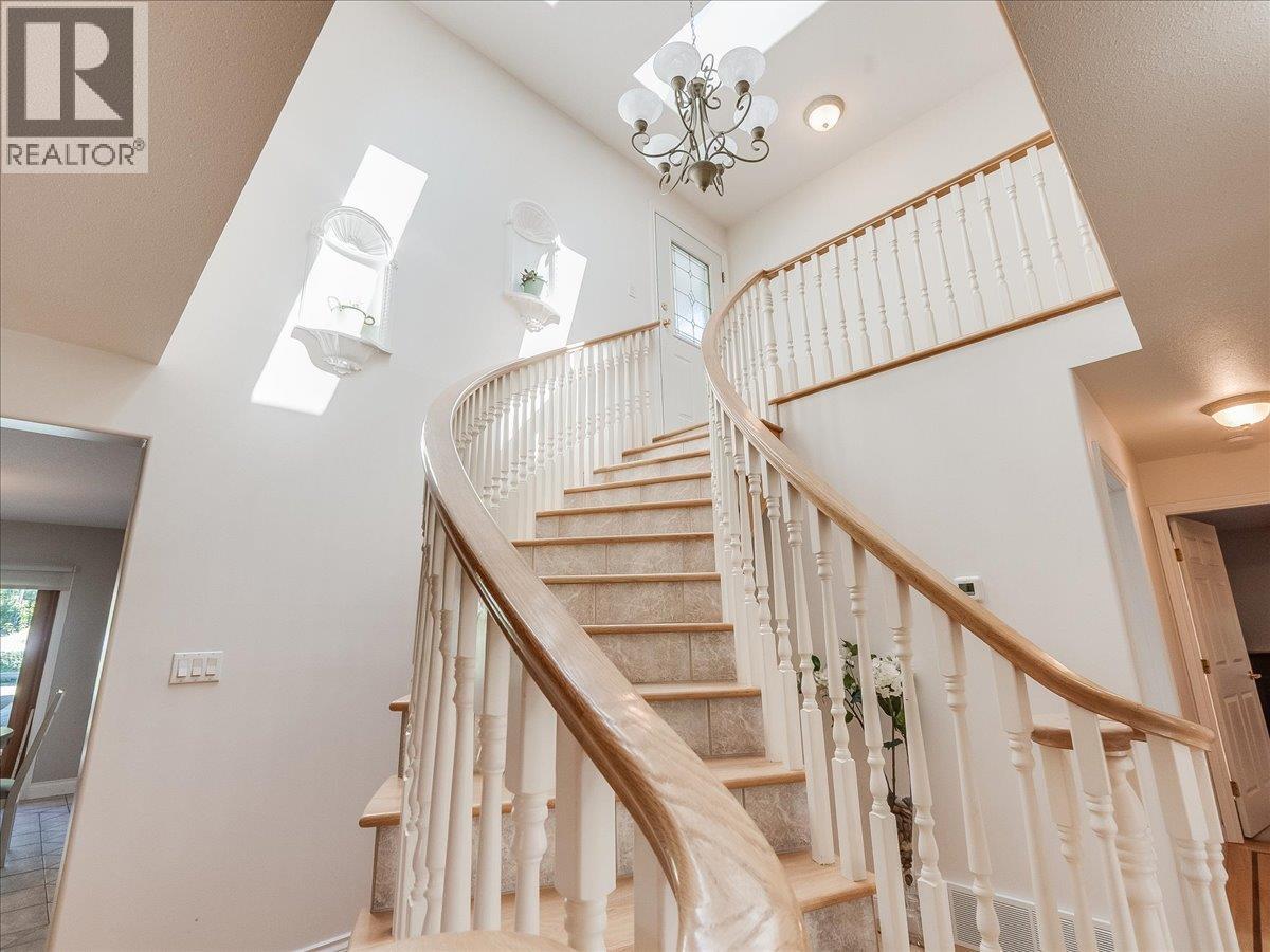 3441 LABURNUM Drive - 27