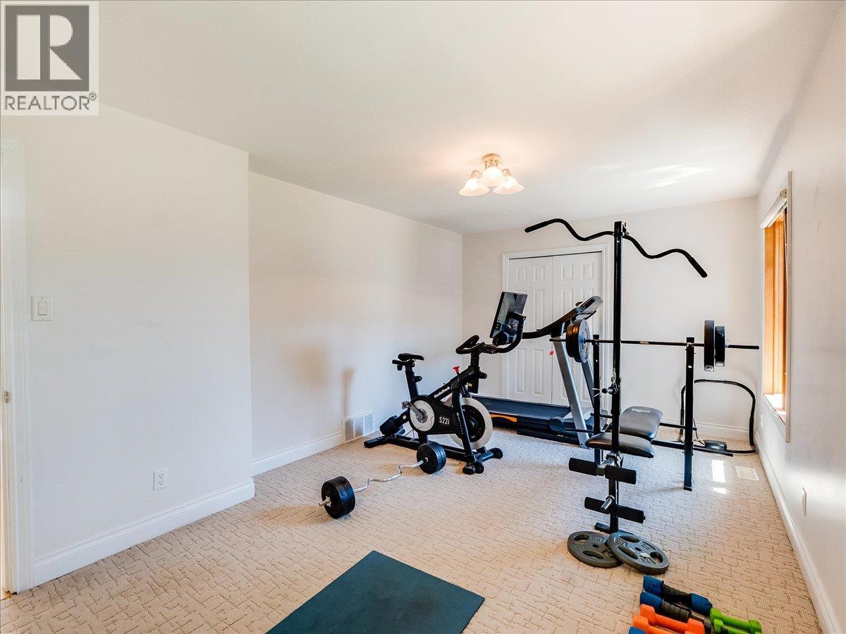 3441 LABURNUM Drive - 34