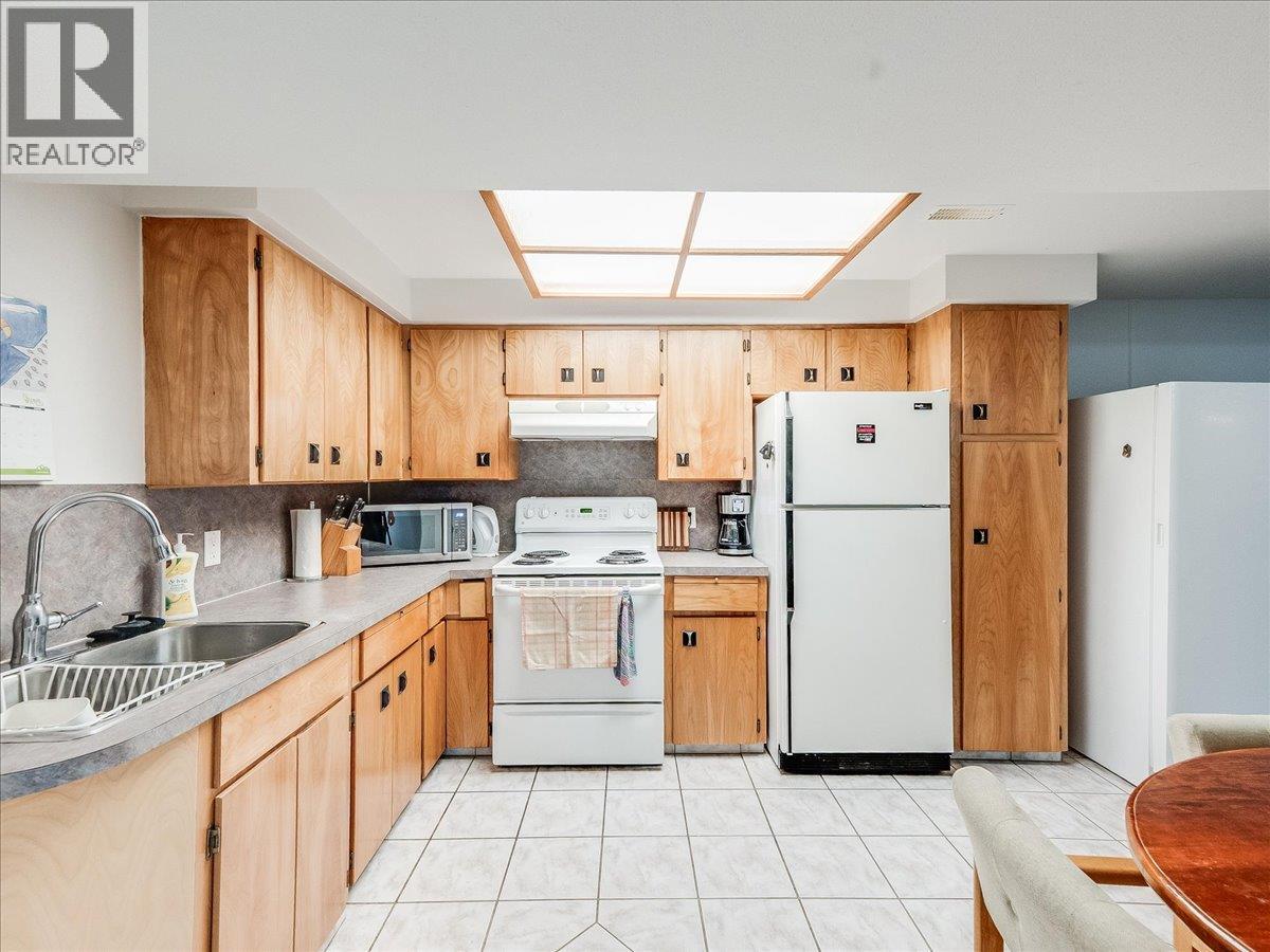 3441 LABURNUM Drive - 45