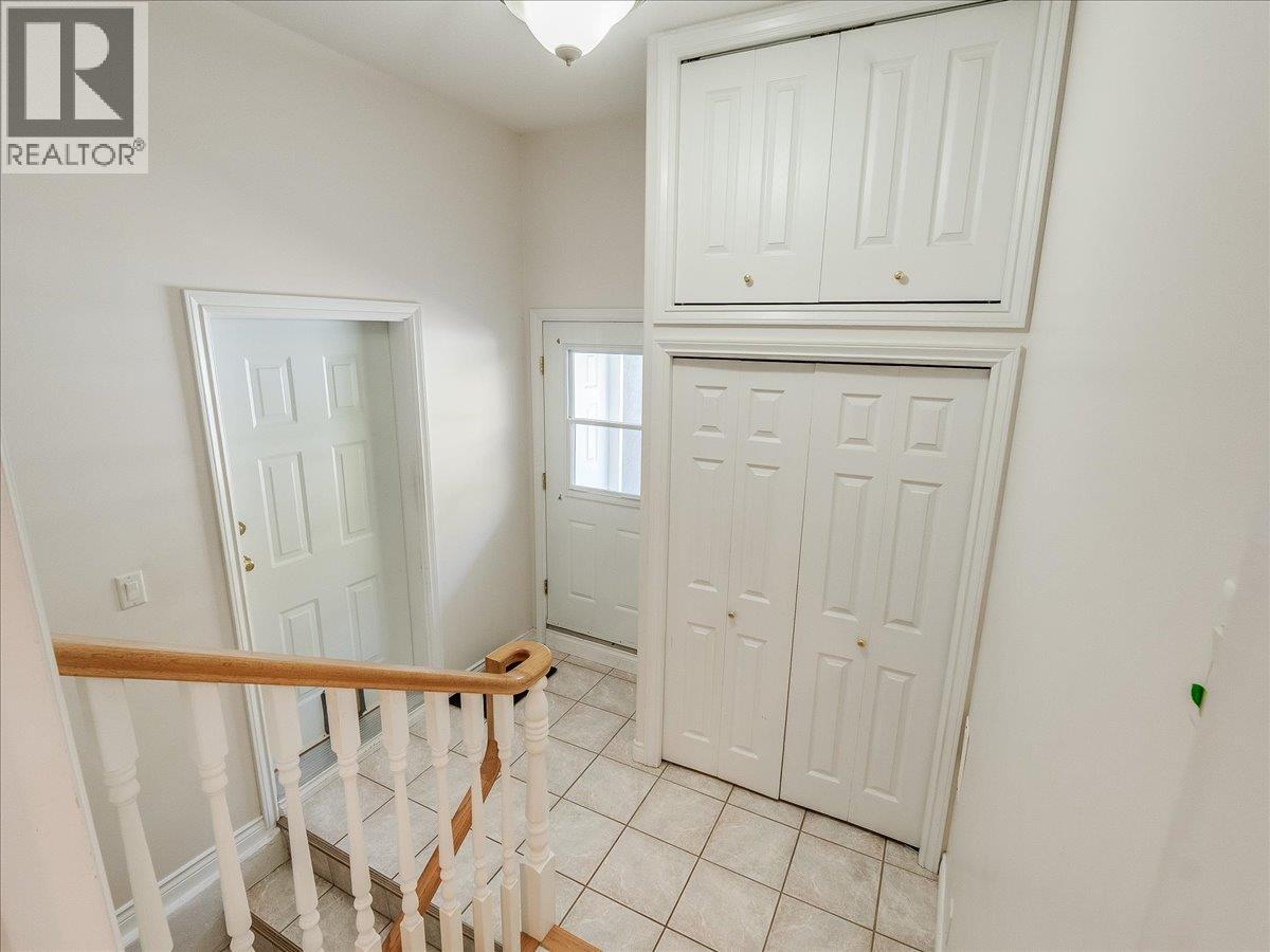 3441 LABURNUM Drive - 40