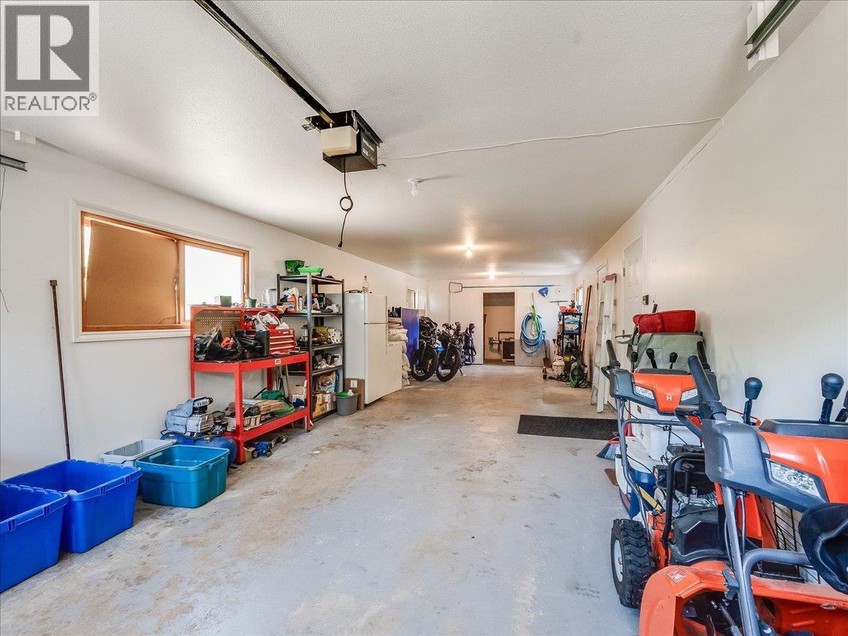 3441 LABURNUM Drive - 73