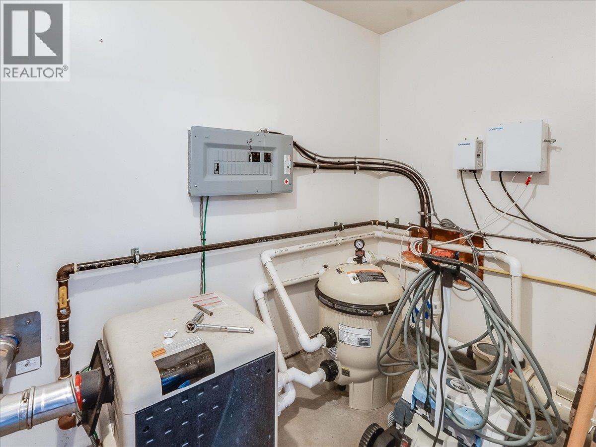 3441 LABURNUM Drive - 74