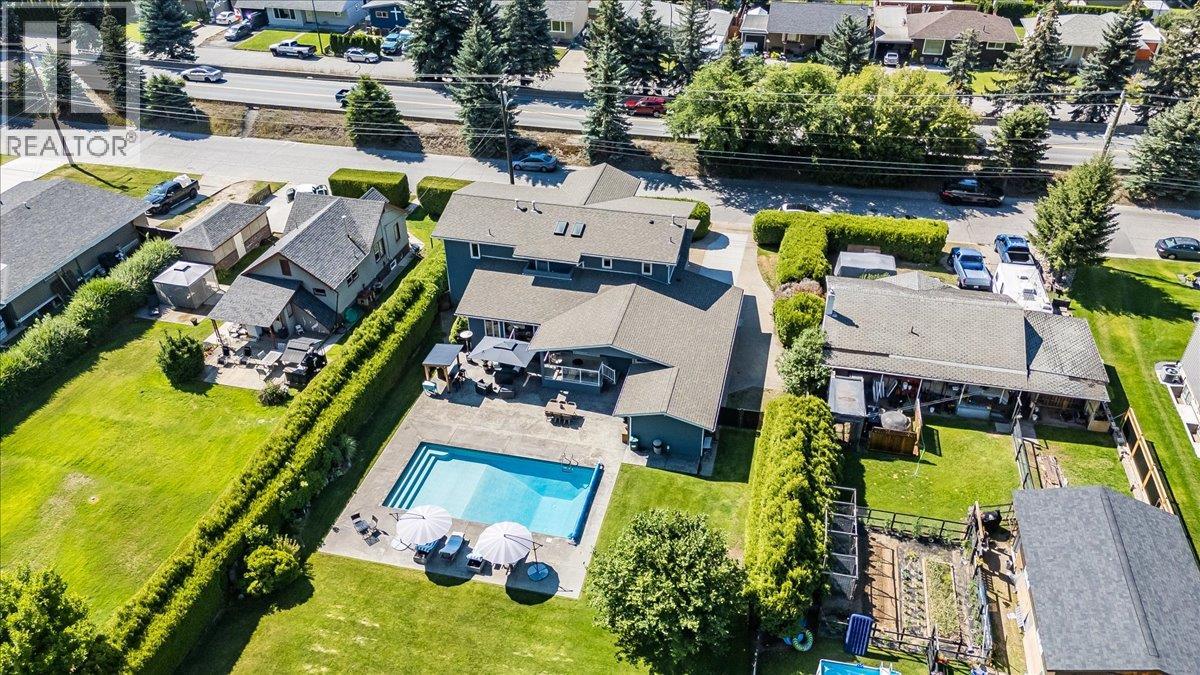 3441 LABURNUM Drive - 81