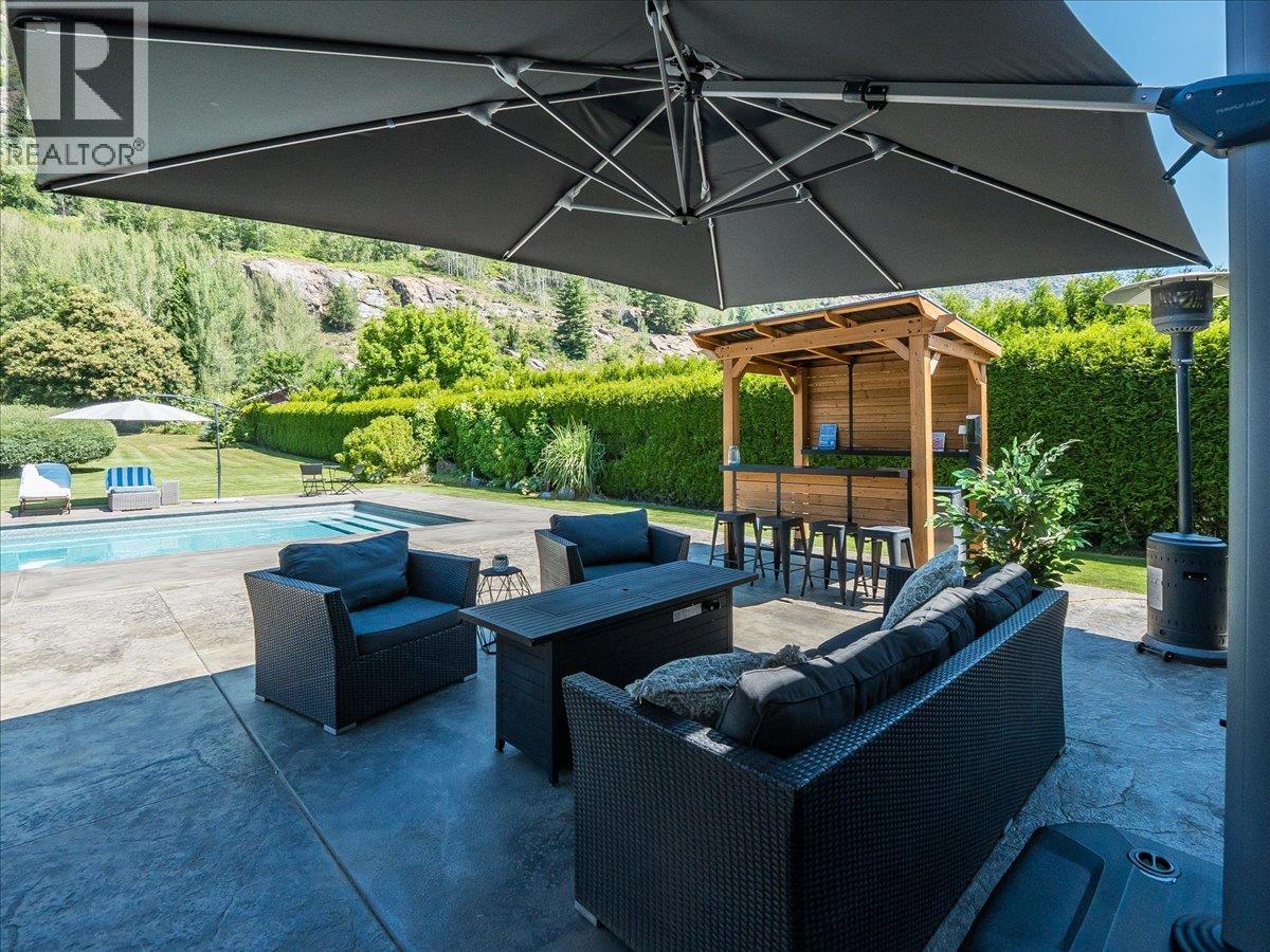 3441 LABURNUM Drive - 60