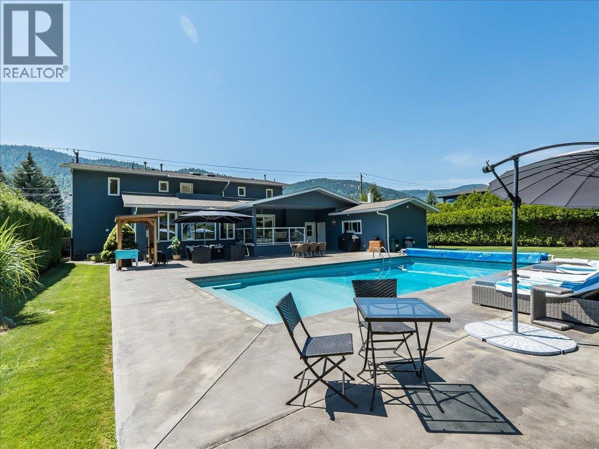 3441 LABURNUM Drive - 66