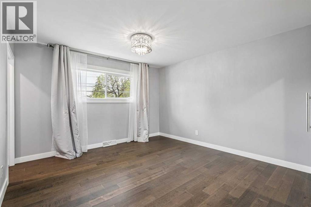 427 96 Avenue SE - 15
