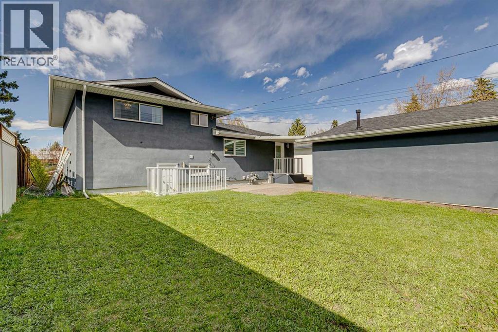 427 96 Avenue SE - 46