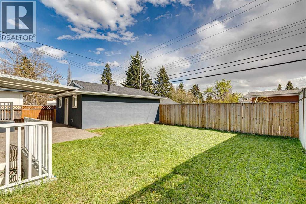 427 96 Avenue SE - 45
