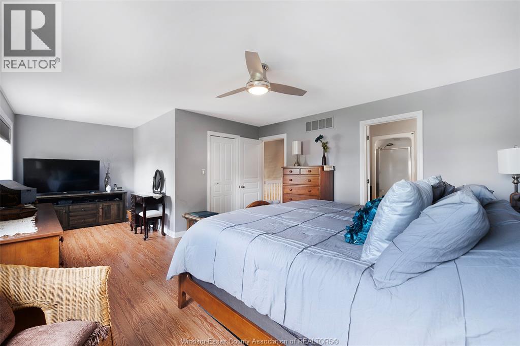 186 CRYSTAL HARBOUR - 18