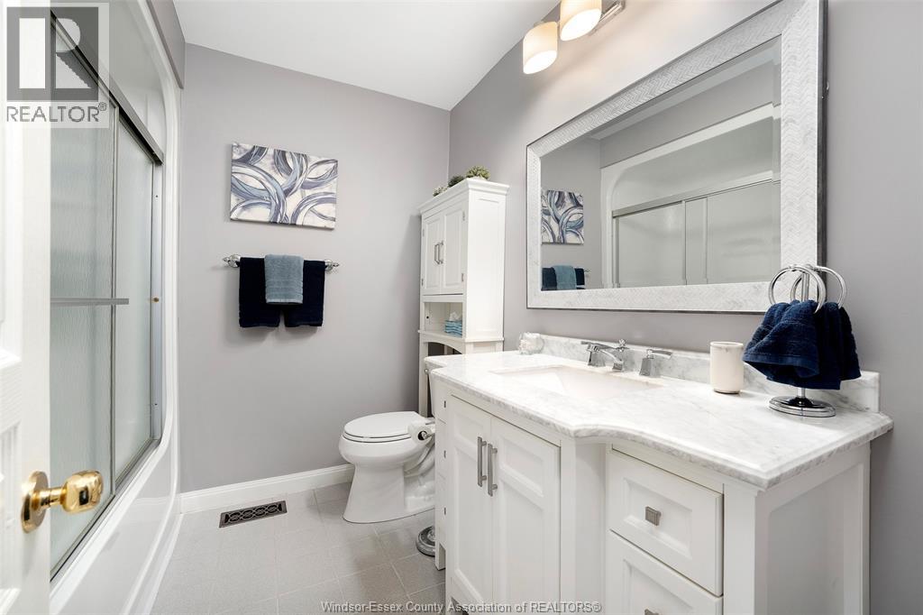 186 CRYSTAL HARBOUR - 23