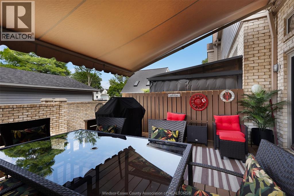 186 CRYSTAL HARBOUR - 32