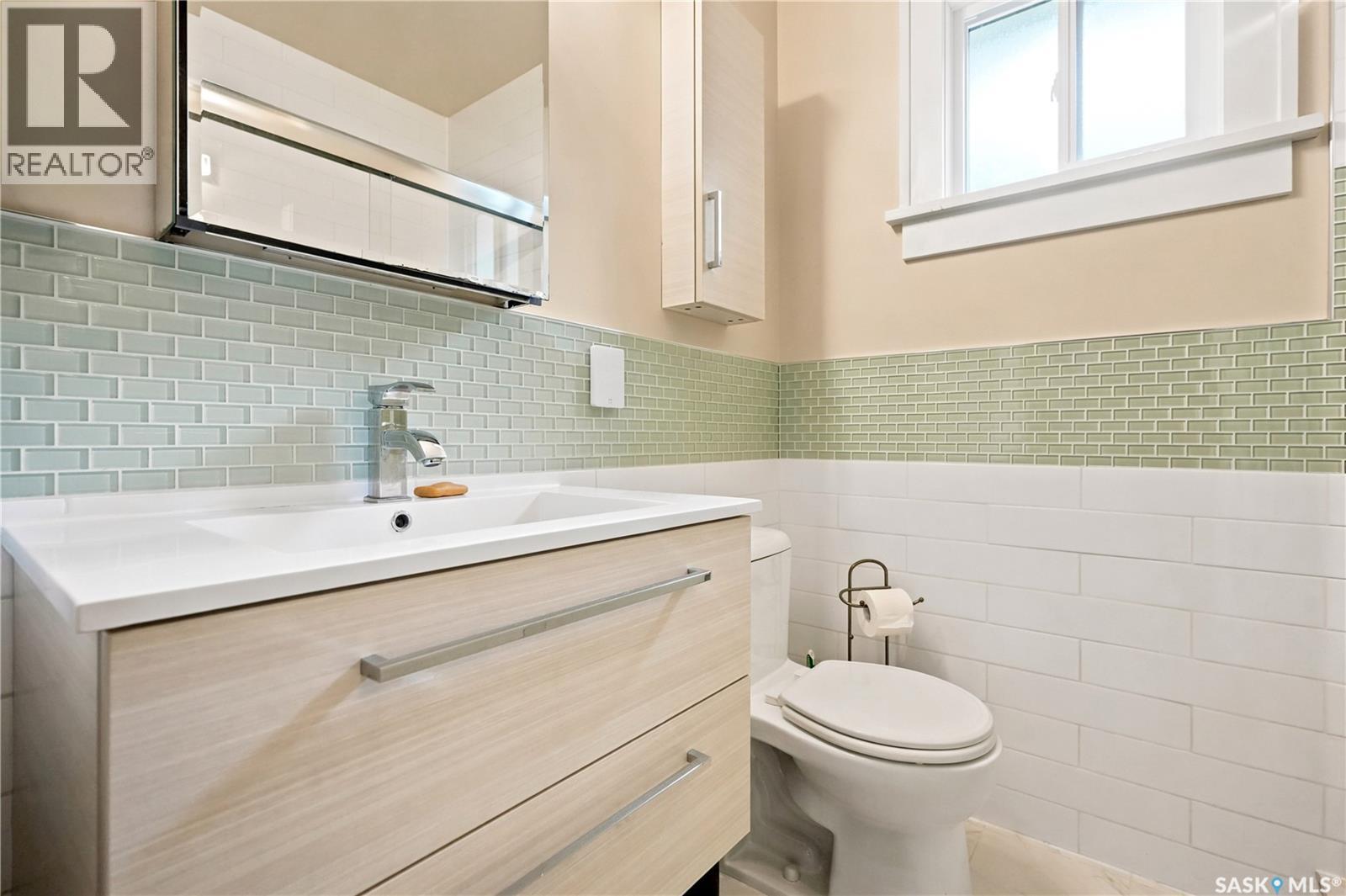 2221 Montague STREET — photo 18