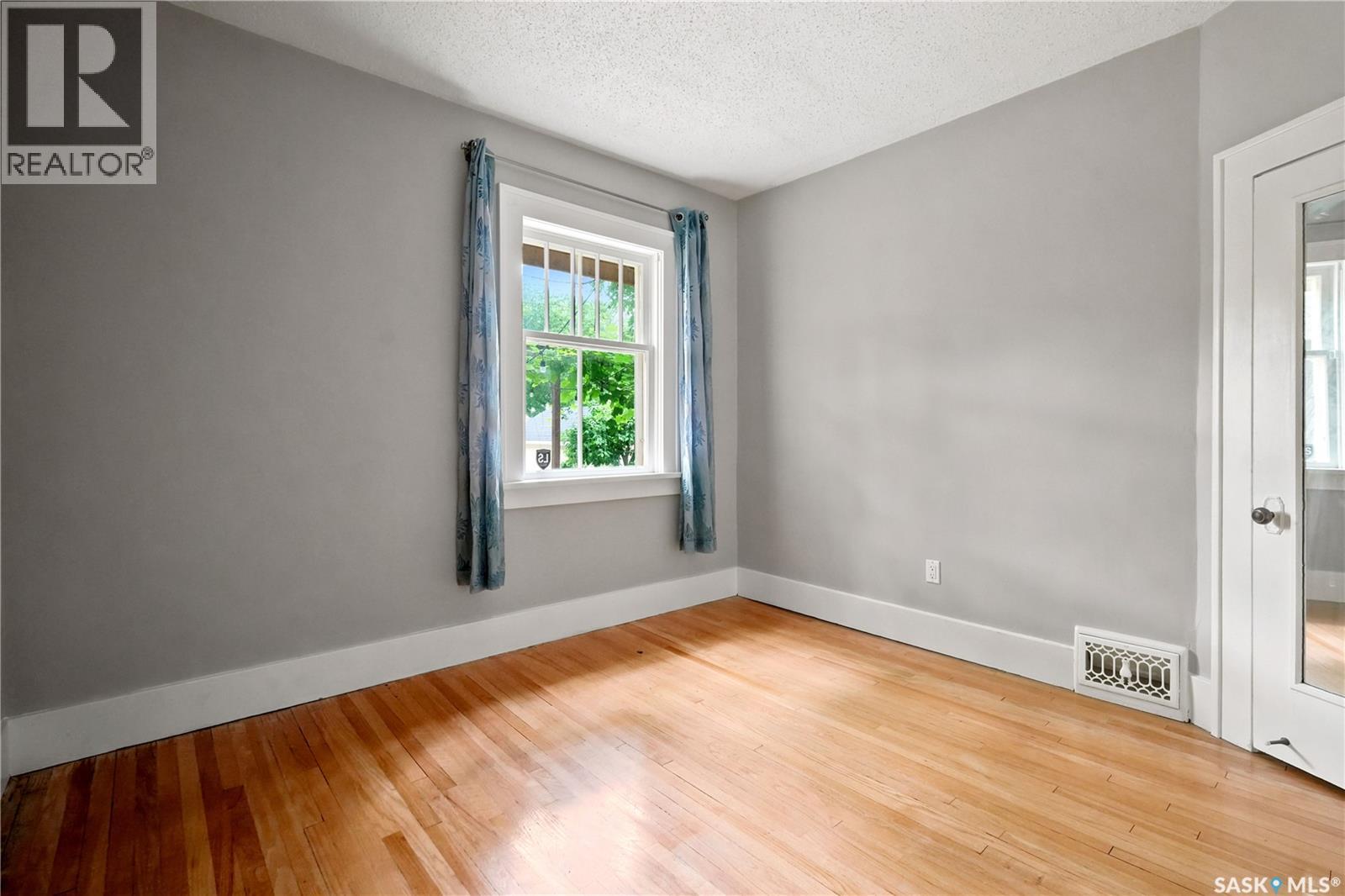 2221 Montague STREET — photo 21