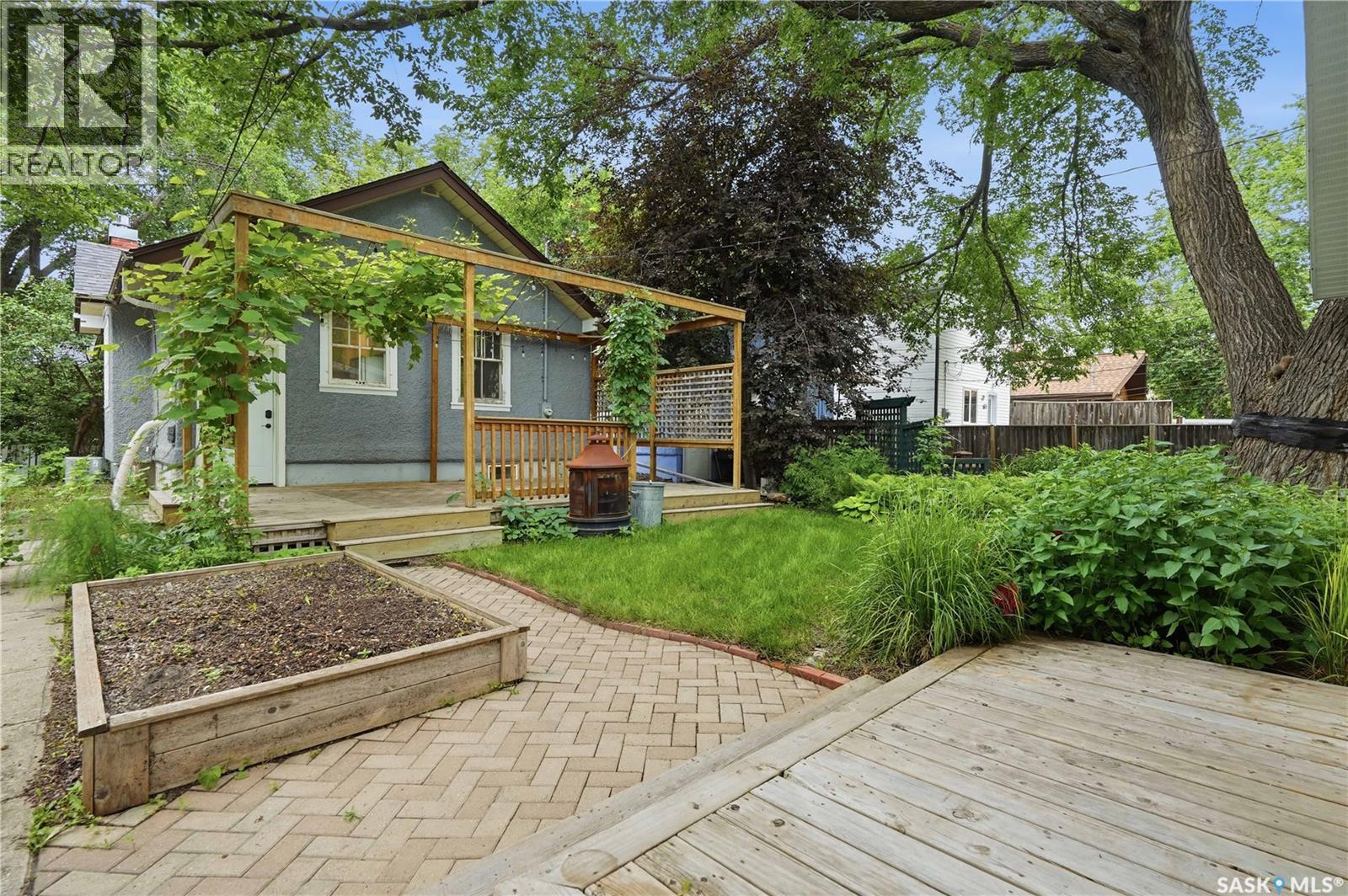 2221 Montague STREET — photo 38