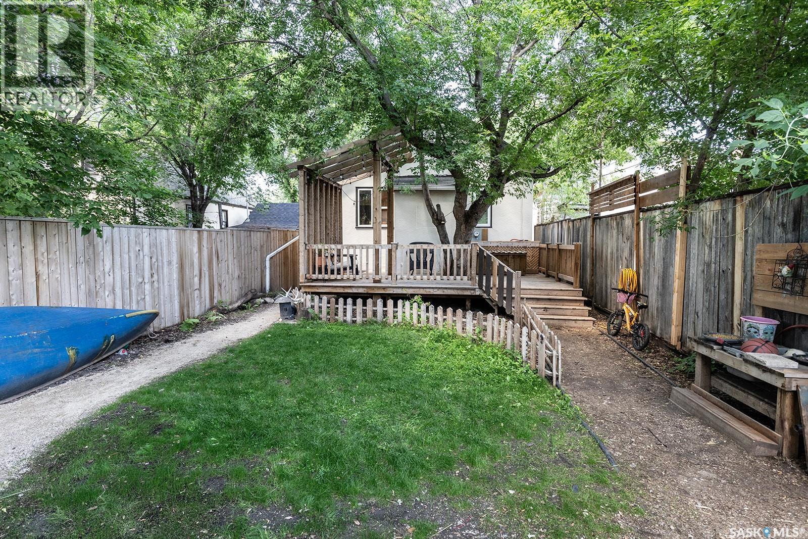 406 J AVENUE S — photo 39