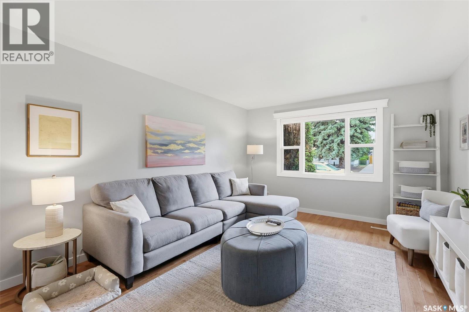 2221 Munroe AVENUE S — photo 7