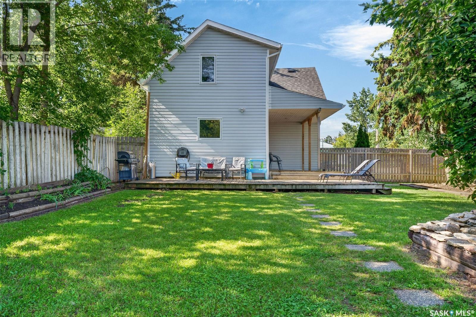 116 Stovel AVENUE W - 10