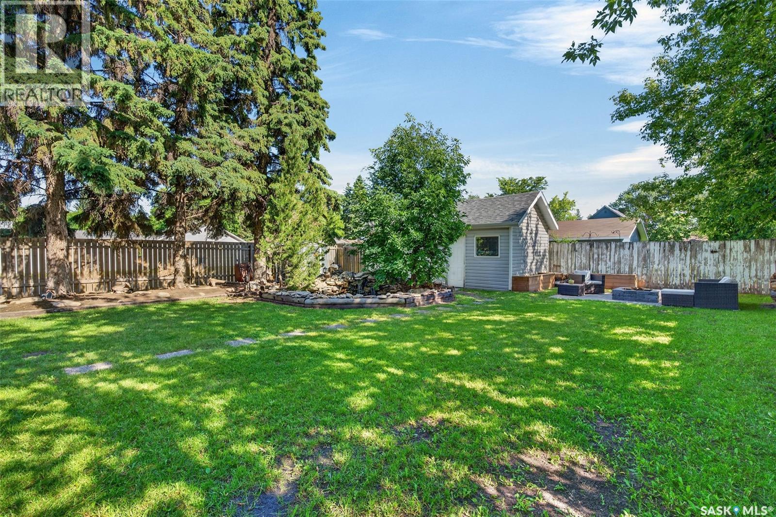 116 Stovel AVENUE W - 12