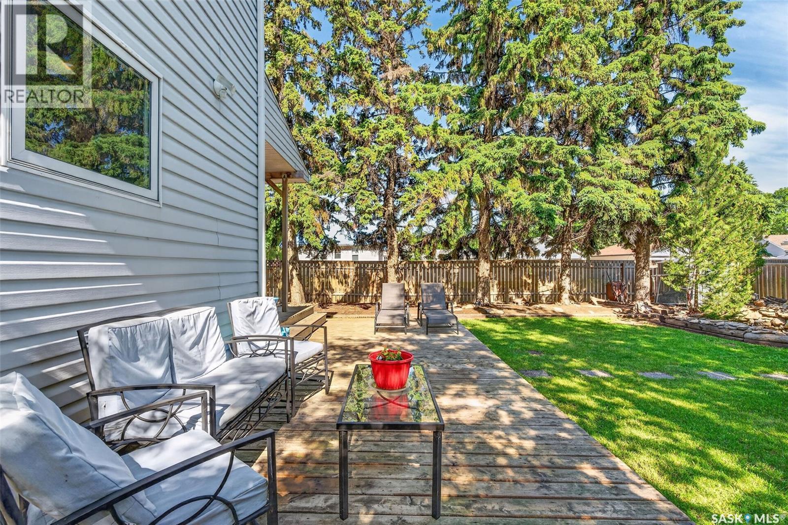 116 Stovel AVENUE W - 6