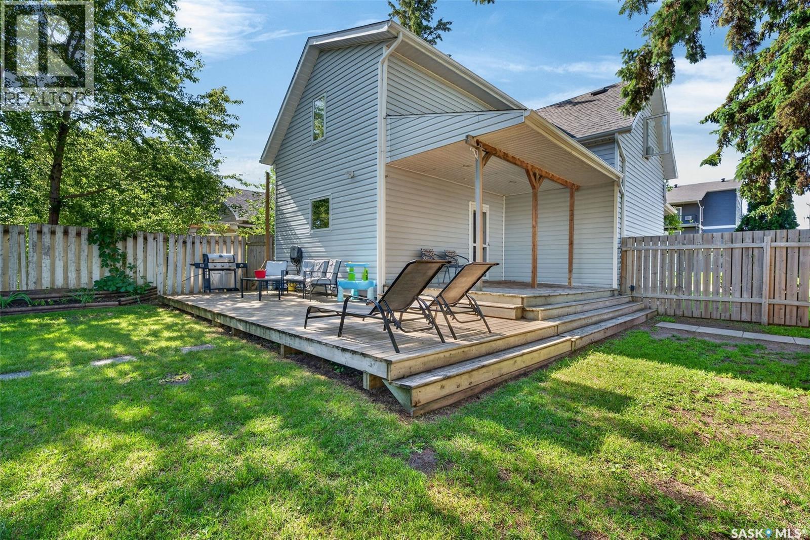 116 Stovel AVENUE W - 9