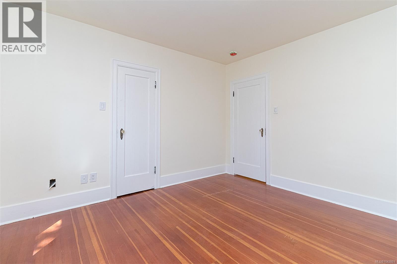  1276 Vista Heights, Victoria