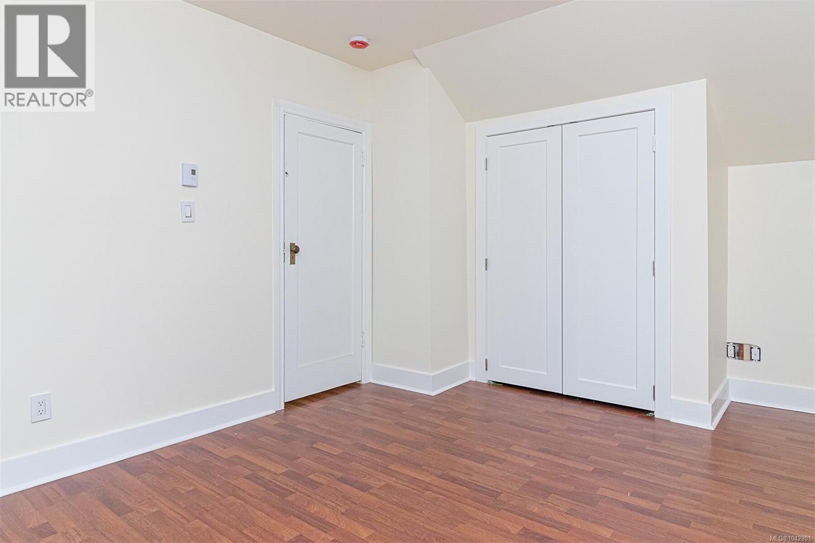  1276 Vista Heights, Victoria