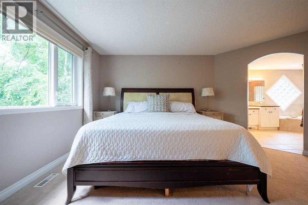 13 Cranston Drive SE — photo 31