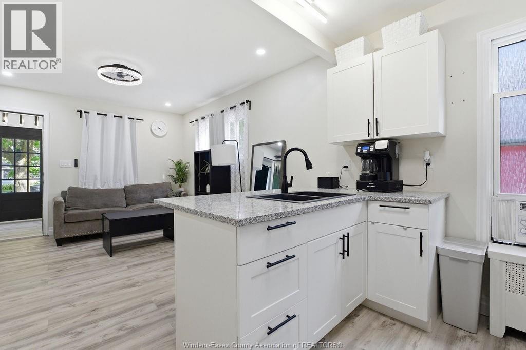 3635 PETER STREET - 11