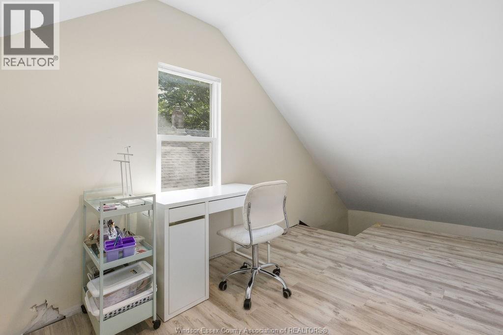 3635 PETER STREET - 18