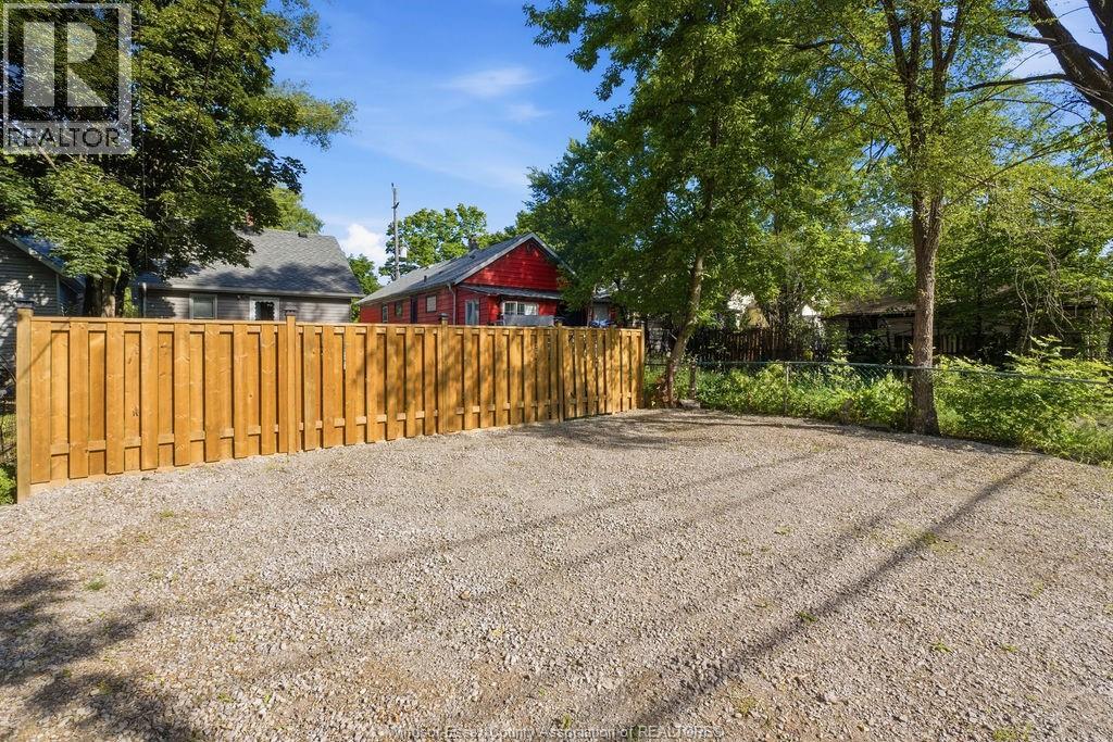 3635 PETER STREET - 26